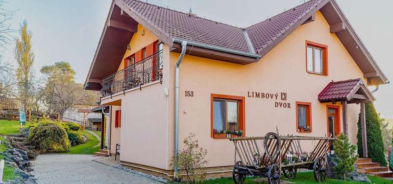 Rodinný penzión nachádzajúci sa v rázovitej podtatranskej obci Vrbov