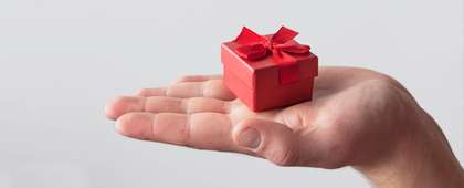 Drobnosti pod stromček, ktoré potešia. Darčeky do 10 € alebo 25 €