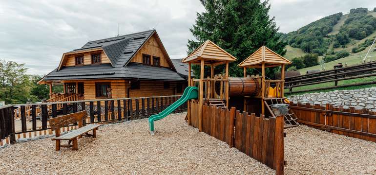 Zrubové apartmány na Salaši Kľak – Fačkovské sedlo