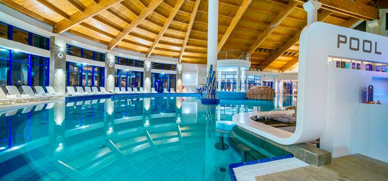Bazénový svet v Thermal Parku Wellness Hotela Patince****