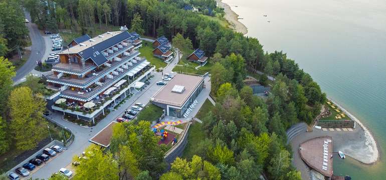 Hotel Zelená lagúna**** stojí hneď pri Domaši