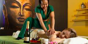Párová thajská alebo aromaterapeutická masáž v MAI THAN