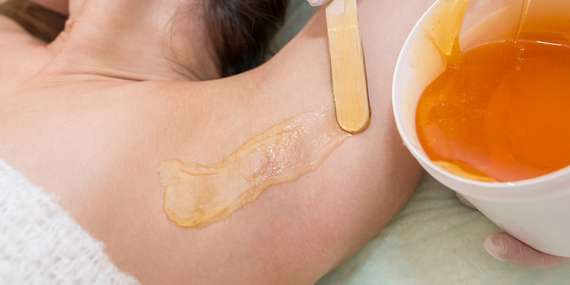 Cukrová depilácia pre dámy v salóne Skin Care Institute - hladká pokožka bez chĺpkov až 3 týždne / Bratislava - Karlova Ves