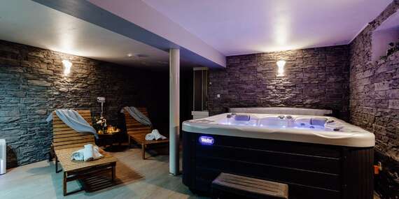 Slanický dvor na brehu Oravskej priehrady s privátnym wellness a množstvom zliav na atrakcie/Orava - Námestovo - Slanická Osada