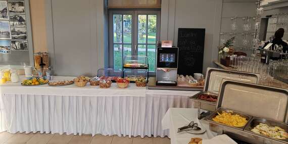 Relaxačný pobyt v Poľovníckom kaštieli Palárikovo so vstupom do wellness a polpenziou/Palárikovo