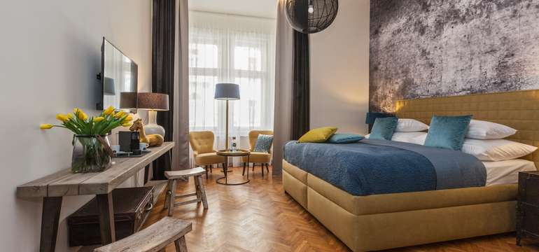 Hotel Antik - Štvorlôžková izba  s dvoma posteľami 