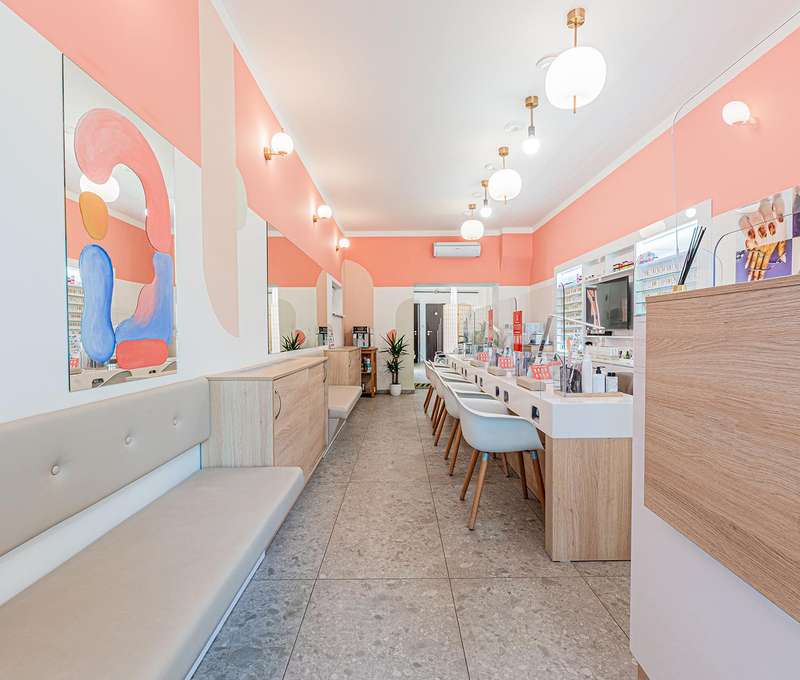 Interiér salónu Nail House: Štúrová 4, Košice