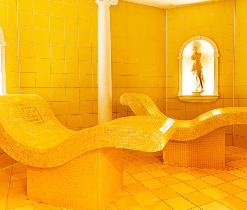 Relax na ergonomicky tvarovaných vyhrievaných ležadlách príjemne uvoľní telo