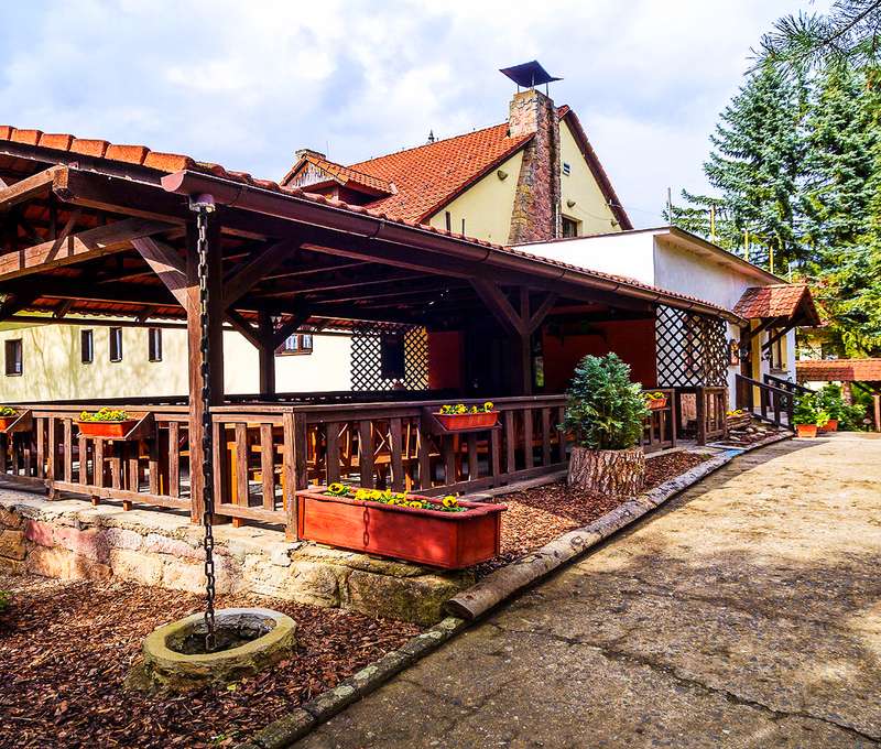 Hotel Prostřední Mlýn*** byl zrekonstruovaný v roce 2006 a stále si drží svou krásu 