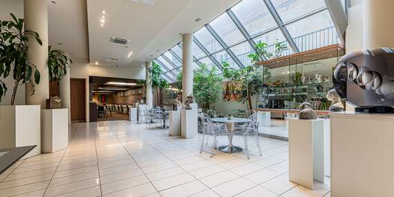 Historický hotel Zlatý Dukát**** v centre Košíc s raňajkami/Košice - Staré Mesto