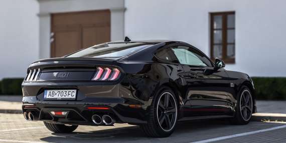 Požičajte si Mustang alebo Camaro na 1 a viac dní a zažite jazdu snov/Trnava