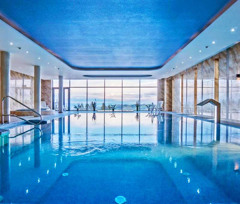 Z bazéna hotela Bachledówka & SPA*** v Poľsku uvidíte až na Tatry