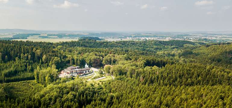 Hotel Studánka**** je obklopený krásnou prírodou Orlických hôr