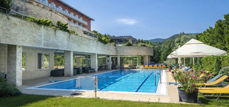 V Thermal Hoteli Visegrad**** superior nájdete vyhrievaný vnútorný a vonkajší zážitkový bazén