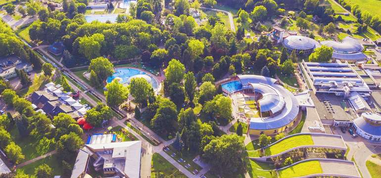 Známe maďarské termálne kúpele Bükfürdő (Zdroj: Büki Gyógyfürdő Zrt. - Bükfürdő Thermal & Spa)