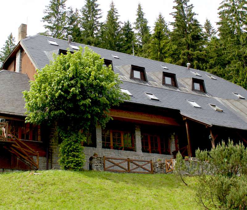 Wellness Hotel Vidly**** najdete uprostřed překrásné, nenarušené přírody v horské osadě Vidly.
