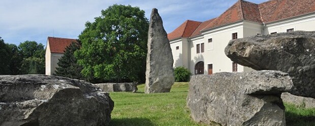 Slovenský Stonehenge Holic