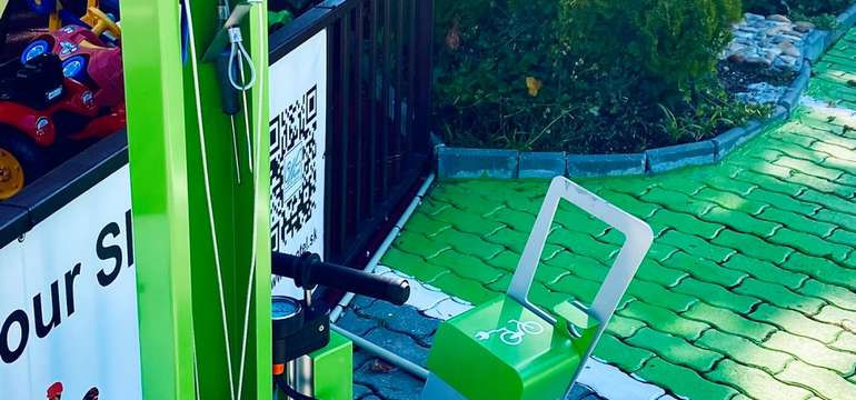 Zdarma nabíjanie elektrobicykla - kvalitné stojany, Estojany, dobíjacia stanica