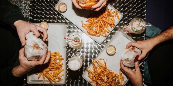 2+1 ZADARMO: Dvojitý Signiture Burger v novej prevádzke Regal Underground/Bratislava - Staré Mesto