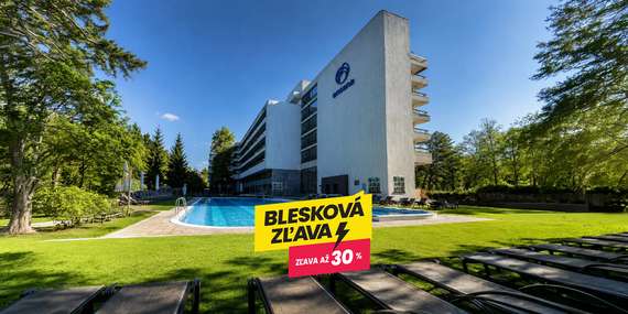 BLESKOVÁ ZĽAVA: 4-hviezdičkový Hotel Esplanade s polpenziou, wellness a extra procedúrou v termálnych kúpeľoch Piešťany/Piešťany