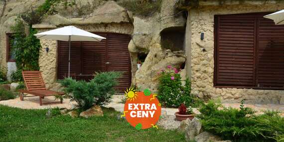 EXTRA CENY: Unikátne jaskynné apartmány Sirocave neďaleko hraníc s plnou penziou aj romantikou do wellness/Maďarsko - Sirok