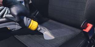 Umývanie auta - interiér, exteriér, tepovanie a nanesenie keramického vosku