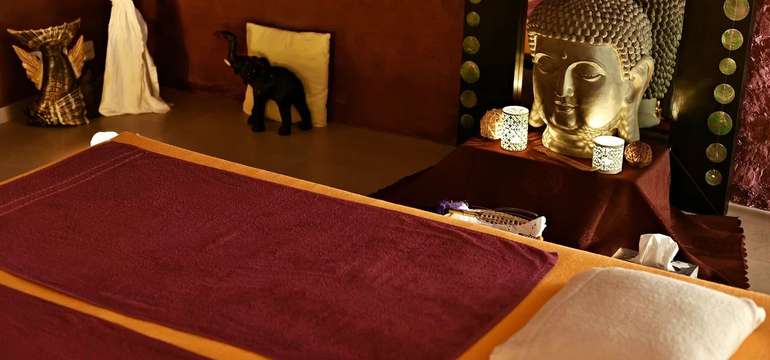 King size relaxační lůžko, privátní vířivka a absolutní soukromí...