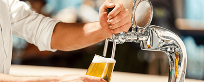 Máte radi pivo? Tieto pivárne v Bratislave musíte vyskúšať