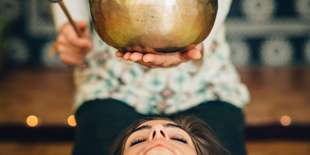 Zvukoterapia s tibetskými miskami alebo rezonančná terapia