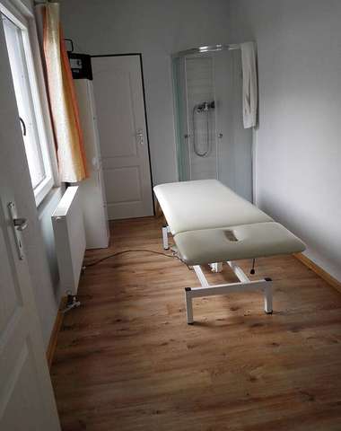 Nechýba ani odborná klasická masáž, reflexná masáž, medová masáž