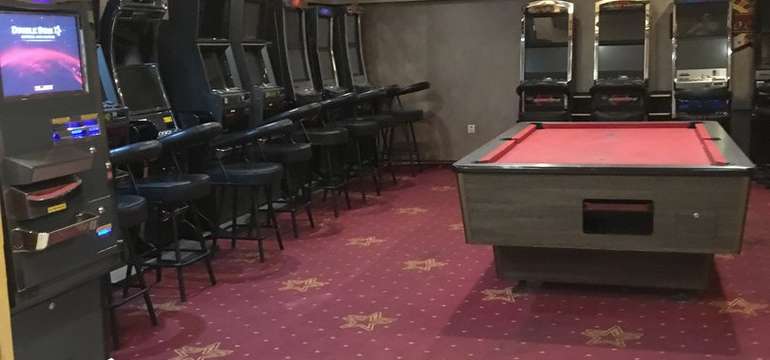 Hotel má dokonca i vlastnú herňu