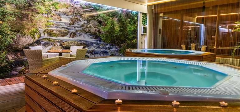Jacuzzi bar v Kontakt Wellness Hoteli ****