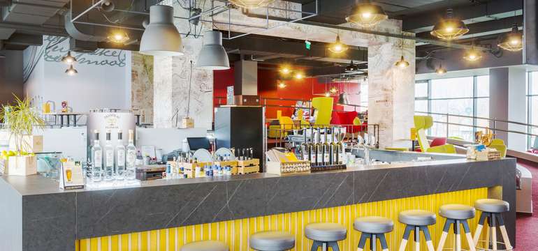 Hotelový bar vám ponúkne príjemné posedenie pri obľúbenom drinku