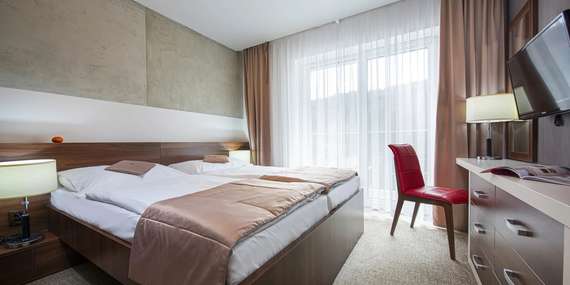 Hotel Alexander **** v Bardejovských lázních s plnou penzí, neomezeným přístupem do wellness a lázeňskými procedurami/Bardejovské Kúpele