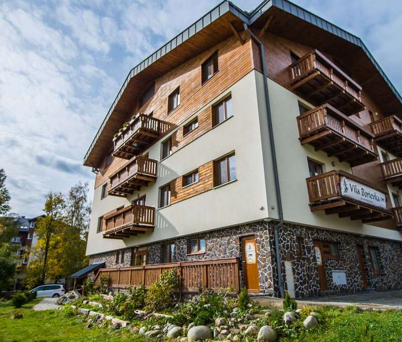 Ideální poloha vily Borievka*** v centru Tatranské Lomnice