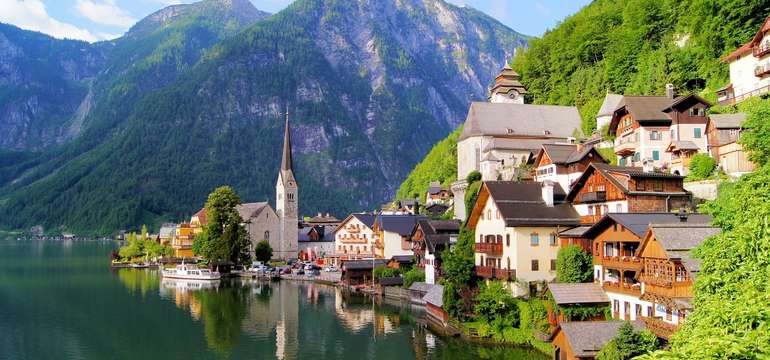 Jedna z najkrajších dediniek na svete - Hallstatt