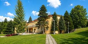 HLBOKÉ Hotel & Resort, len na skok od centra Bojníc