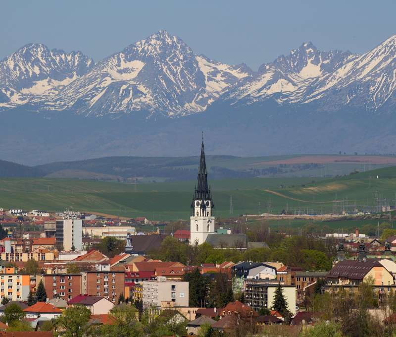 Najvyššia kostolná veža na Slovensku (87 m) v Spišskej Novej Vsi (cca 15 min. autom)