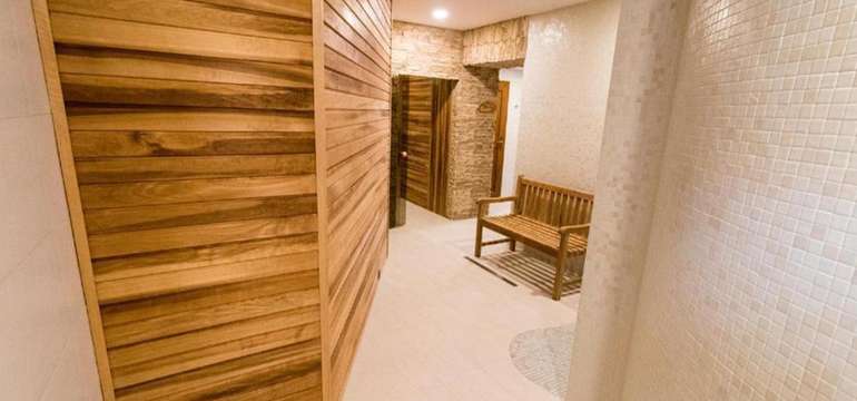 Relax vo wellness s vírivkou a saunami