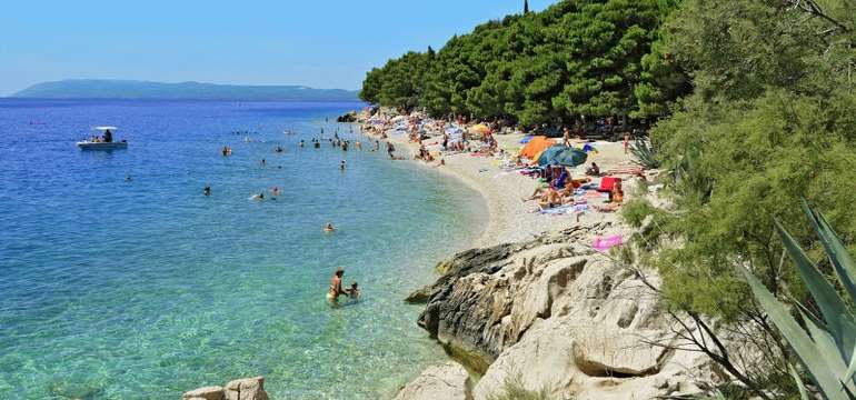 Villa Bougenvilia leží len 250 m od pláže