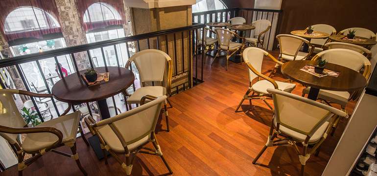 Le Papillon Restaurant