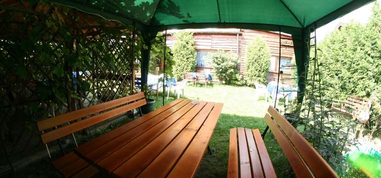 Vonkajšie posedenie pri hoteli DAISY Superior