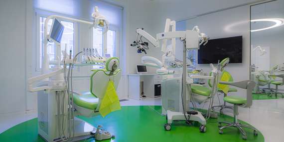 Dentálna hygiena vo Family Dental Care v 6 pobočkách/Bratislava, Stupava, Malacky, Bernolákovo