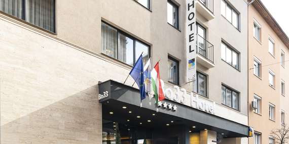 Superior pokoj hotelu Bo33**** v centru Budapešti, střešní wellness, snídaně se sektem a dítě do 8 let zdarma/Maďarsko - Budapešť