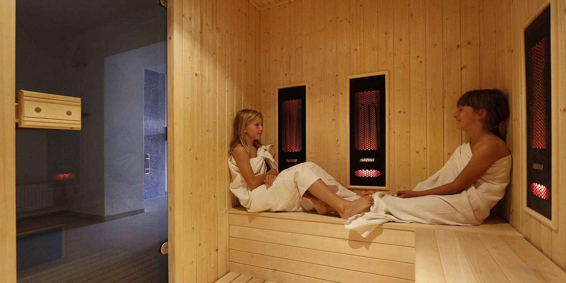 Naturist sauna pics