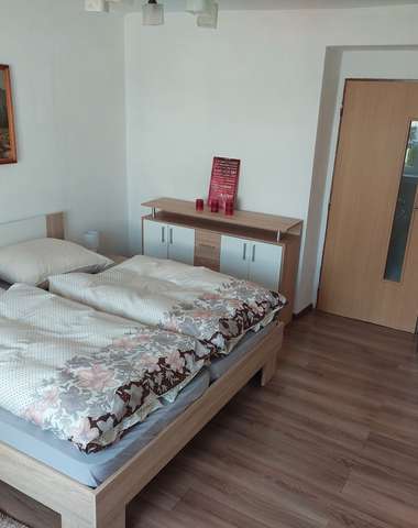 Vaclavskoho Apartment sa nachádza v centre mesta Medzilaborce