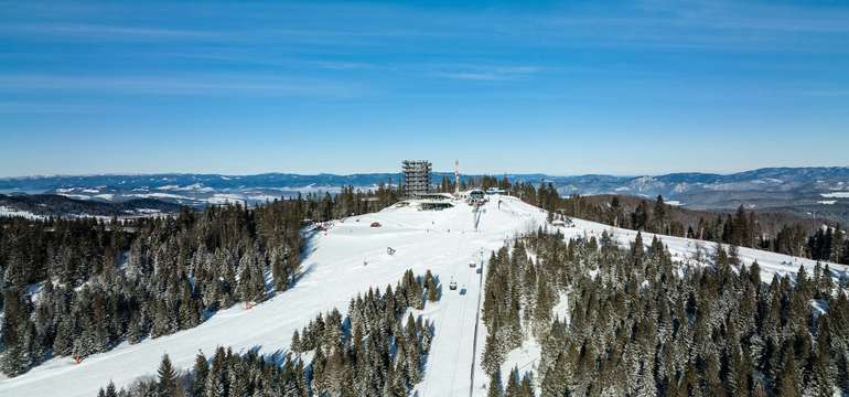 Len 6 km od Chodníka korunami stromov