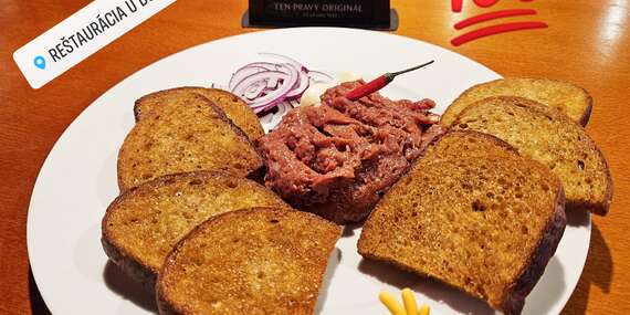 Mäsové špeciality - od krídelok až po celé prasiatko v reštaurácii u Doktora/Bratislava - Ružinov