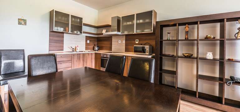Ubytovanie  v 28 moderne zariadených, dvojlôžkových apartmánoch v 3 kategóriách