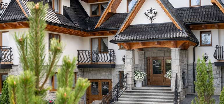 Luxusný hotel Sadelski Dwór****